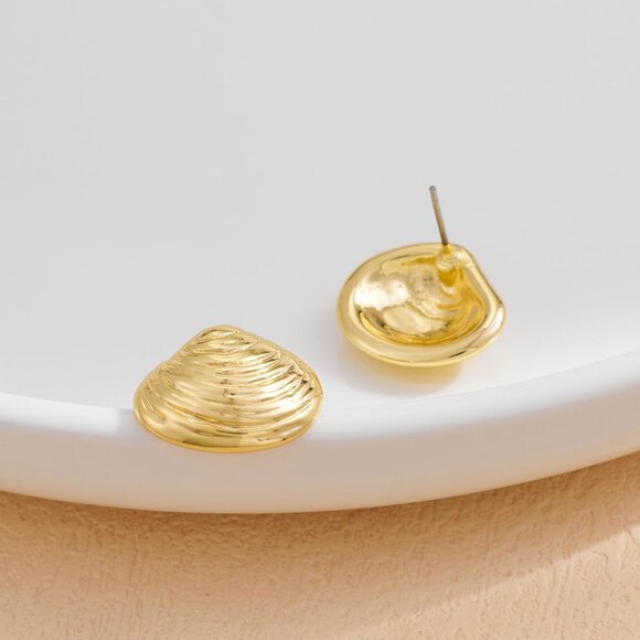 18k Gold Plated Seashell Stud Earrings for Women, Dainty Marine Jewelry for Summ - Picture 7 of 7